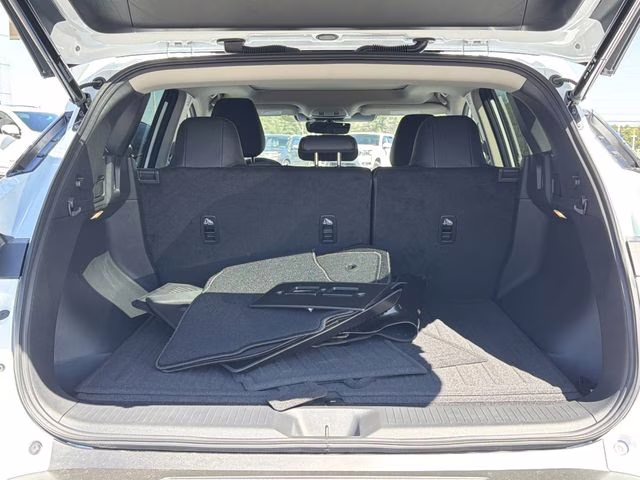 2026 Everest White Pearl Tricoat Nissan Murano SL AWD SUV