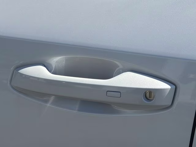 2026 Everest White Pearl Tricoat Nissan Murano SL AWD SUV