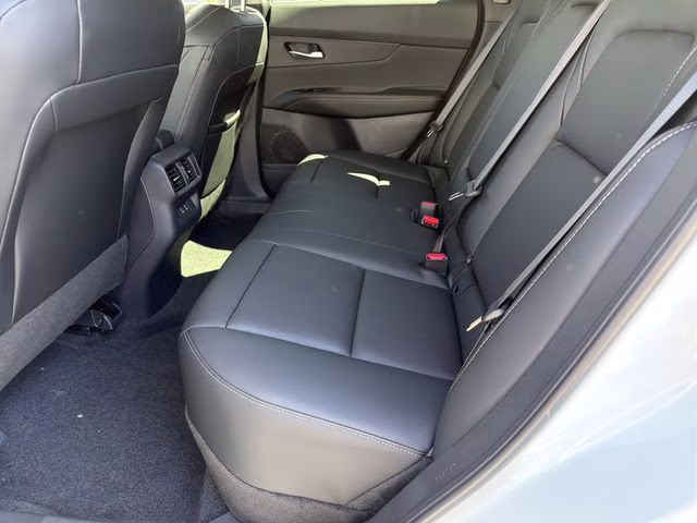 2026 Everest White Pearl Tricoat Nissan Murano SL AWD SUV