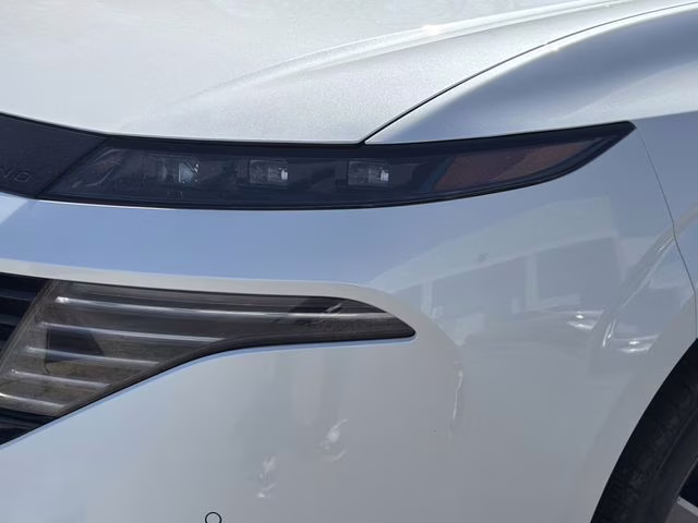 2026 Everest White Pearl Tricoat Nissan Murano SL AWD SUV