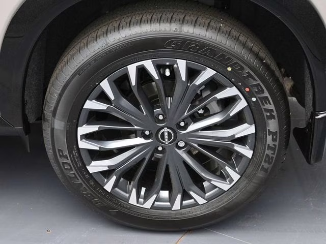 2026 Champagne Silver Metallic Nissan Rogue Platinum AWD SUV