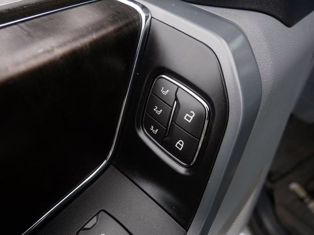 2022 Gray Ford F-150 Lariat 4X4 Truck