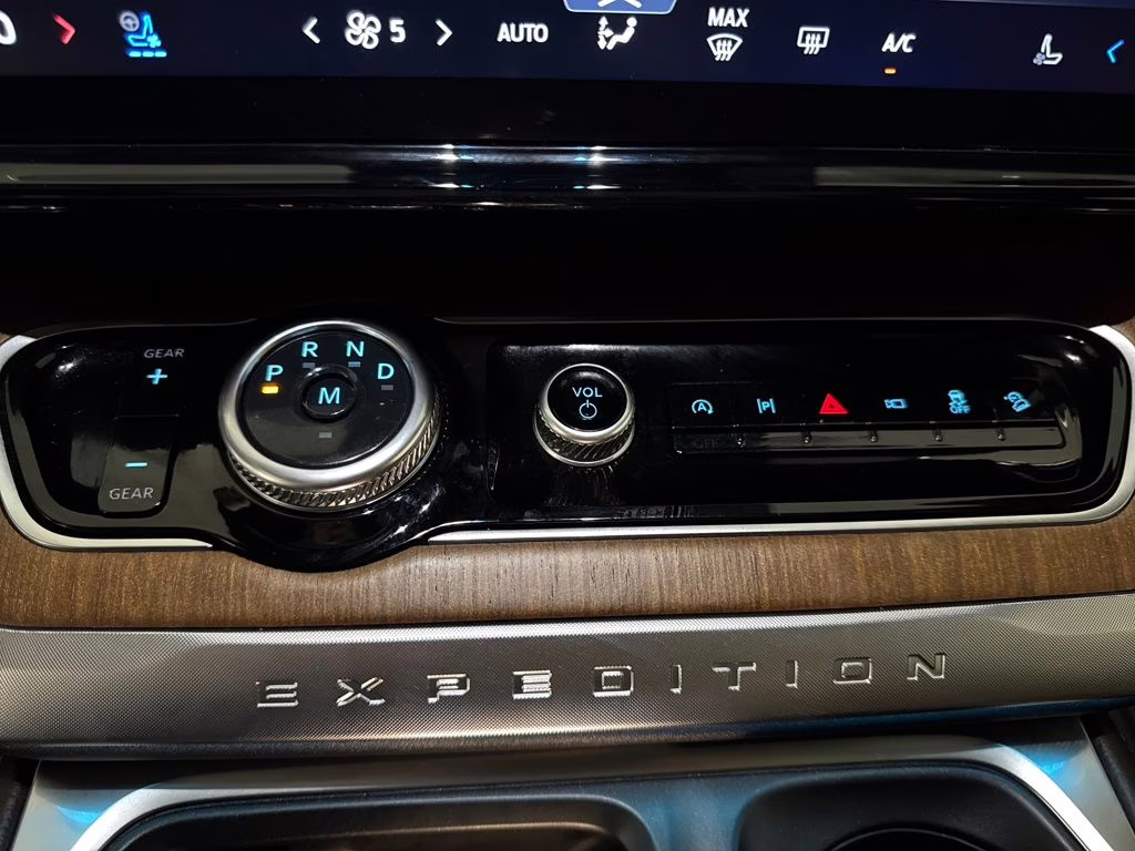 2025 Dark Matter Gray Metallic Ford Expedition King Ranch 4X4 SUV