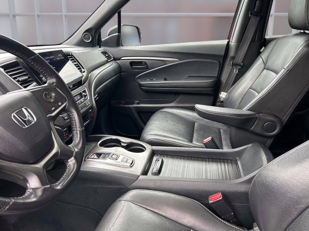 2022 Red Honda Passport EX-L AWD SUV