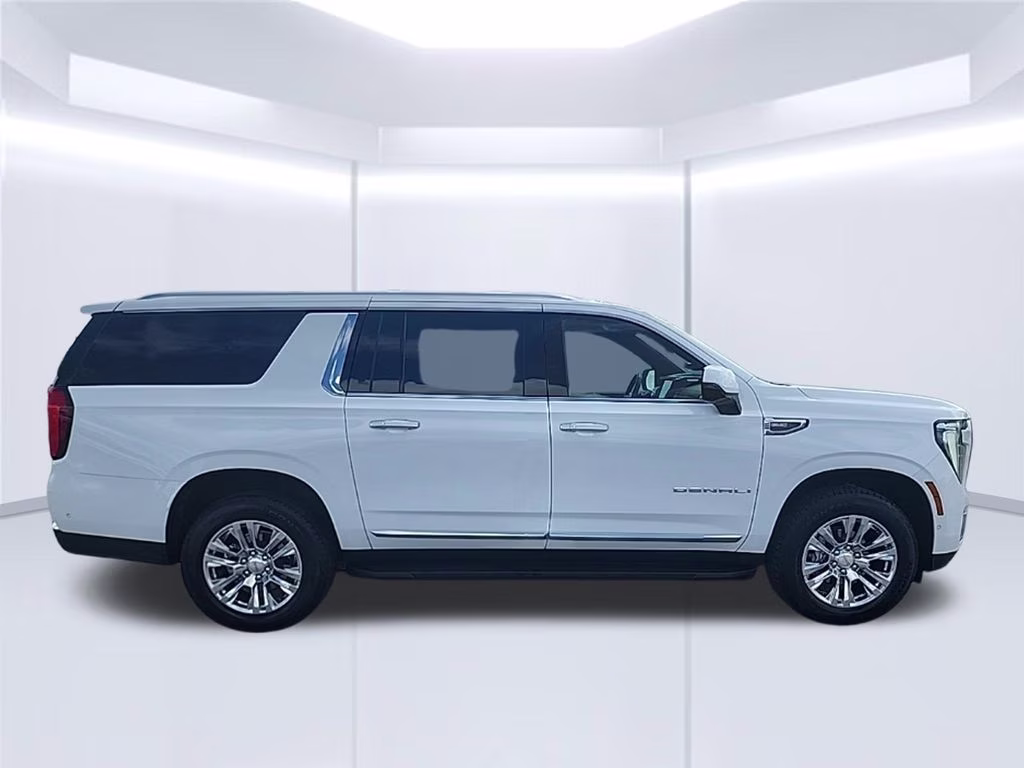 2025 Summit White GMC Yukon XL Denali RWD SUV