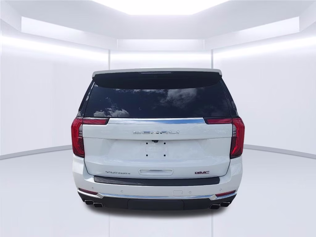 2025 Summit White GMC Yukon XL Denali RWD SUV