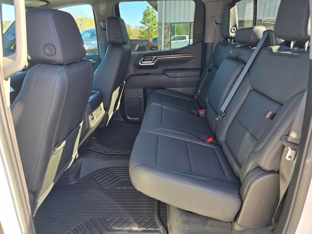 2026 Summit White Chevrolet Silverado 1500 LT Trail Boss 4X4 Truck