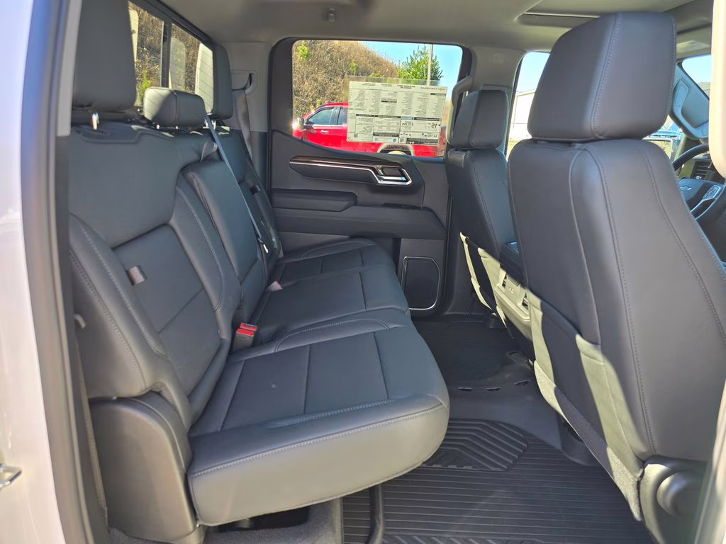 2026 Summit White Chevrolet Silverado 1500 LT Trail Boss 4X4 Truck