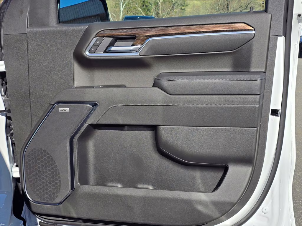 2026 Summit White Chevrolet Silverado 1500 LT Trail Boss 4X4 Truck