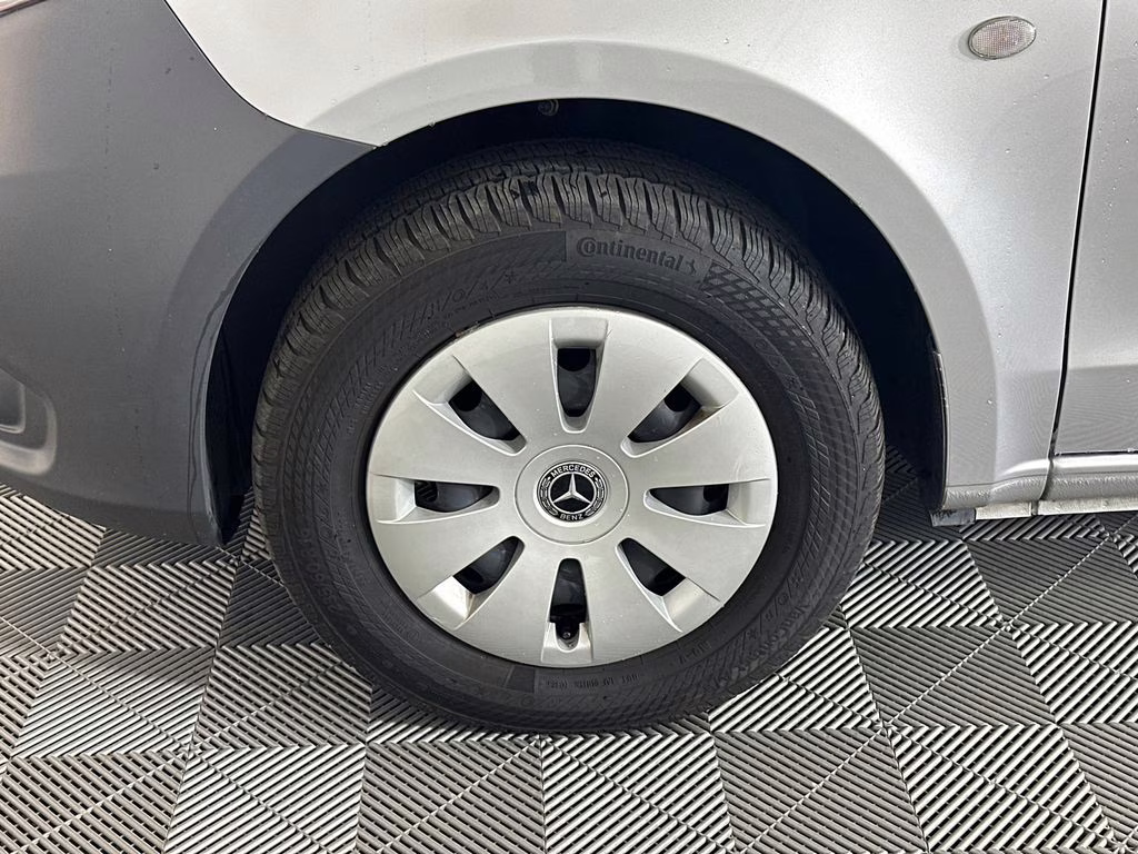 2023 Brilliant Silver Metallic Mercedes-Benz Metris Cargo RWD Van