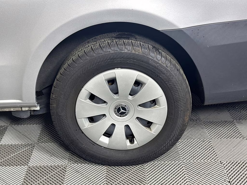 2023 Brilliant Silver Metallic Mercedes-Benz Metris Cargo RWD Van