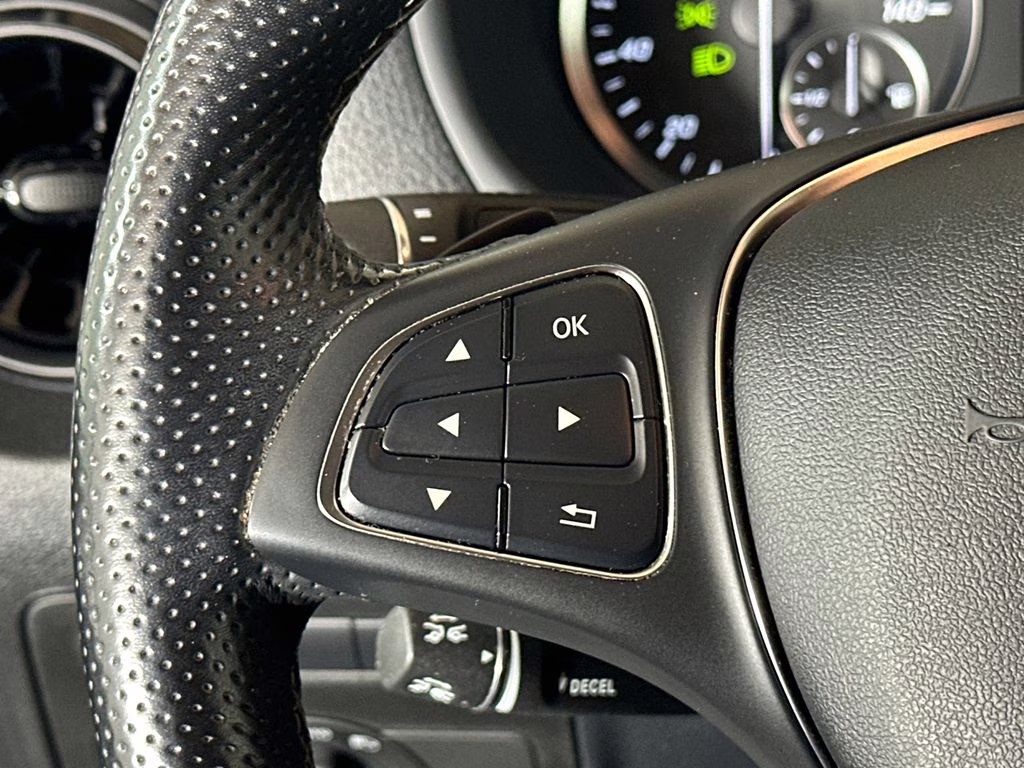 2023 Brilliant Silver Metallic Mercedes-Benz Metris Cargo RWD Van