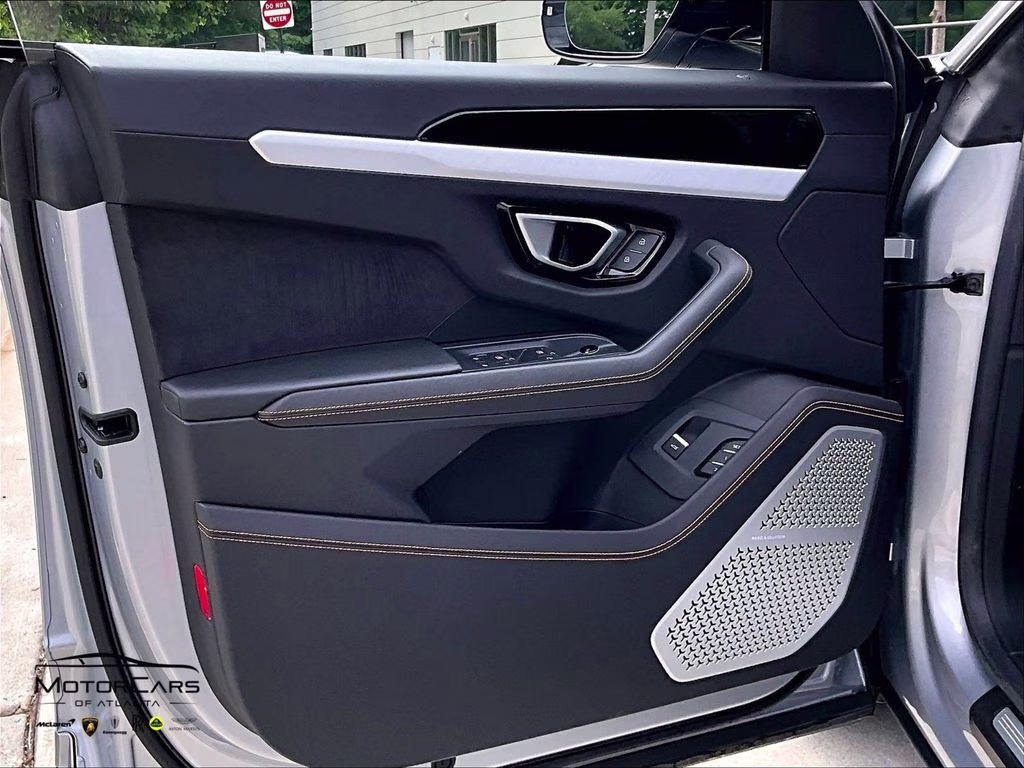 2020 Grigio Nimbus Metallic Lamborghini Urus AWD SUV