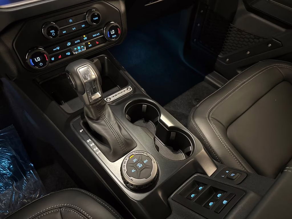 2026 Desert Sand Ford Bronco Outer Banks 4X4 SUV