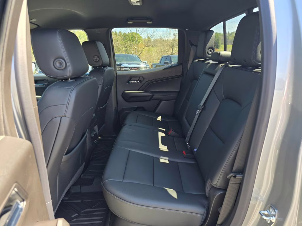 2026 Sterling Metallic GMC Canyon Elevation RWD Truck