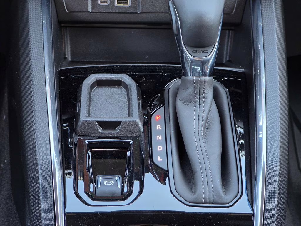 2026 Sterling Metallic GMC Canyon Elevation RWD Truck
