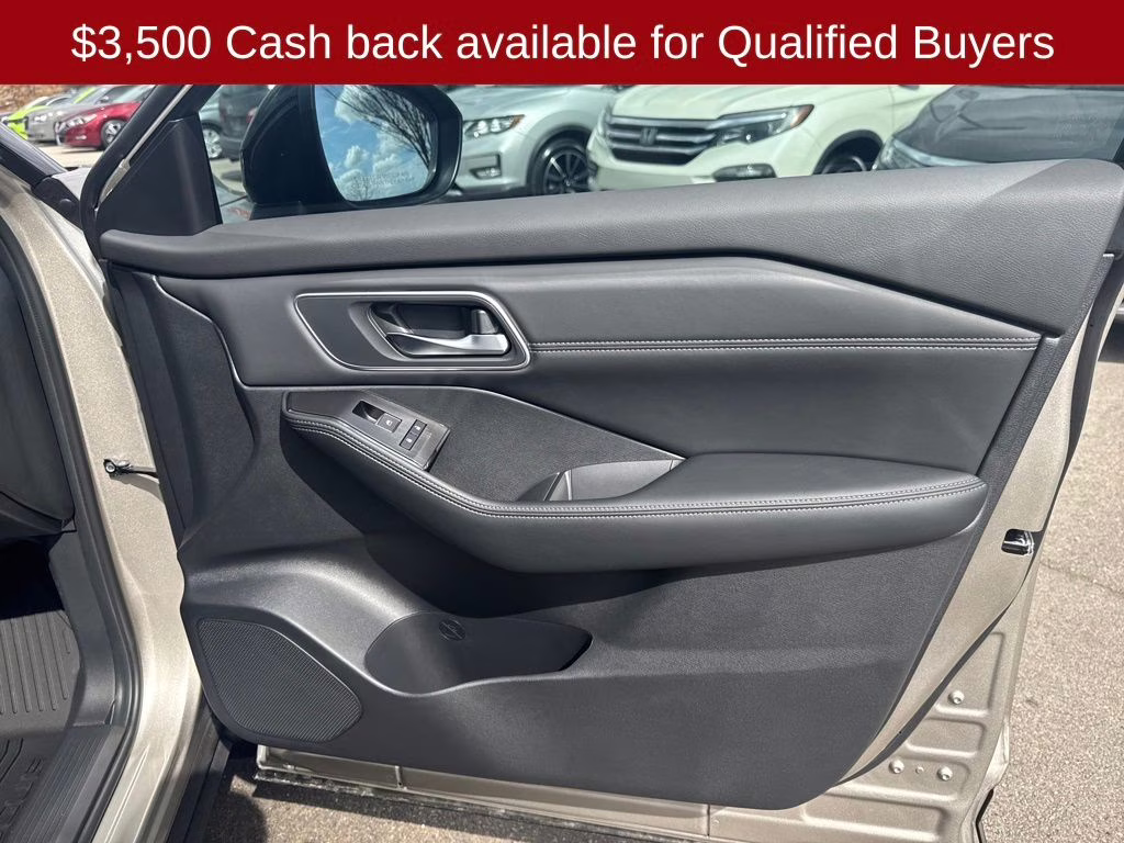 2026 Champagne Silver Metallic Nissan Rogue Platinum AWD SUV