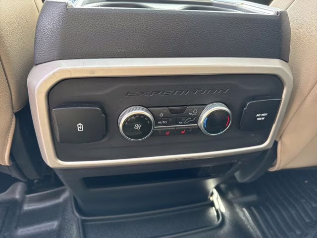 2022 Dark Matter Metallic Ford Expedition Limited 4X4 SUV