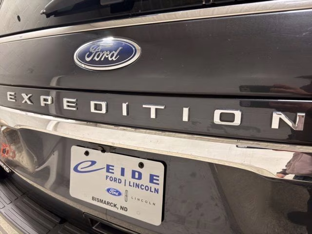 2022 Dark Matter Metallic Ford Expedition Limited 4X4 SUV