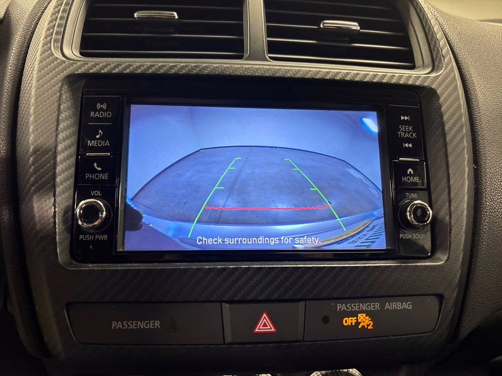 2023 Alloy Silver Metallic Mitsubishi Outlander Sport 2.0 ES AWD SUV