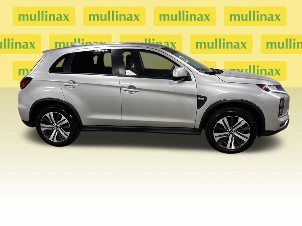 2023 Alloy Silver Metallic Mitsubishi Outlander Sport 2.0 ES AWD SUV