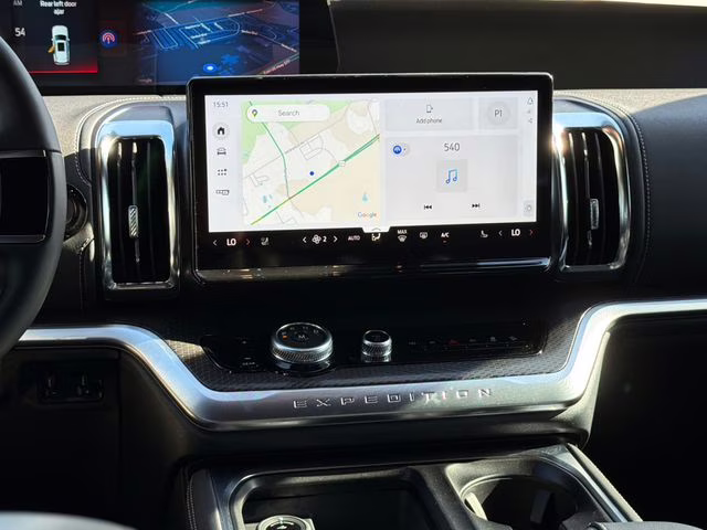 2026 White Metallic Ford Expedition Platinum 4X4 SUV