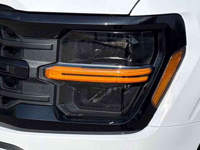 2026 Oxford White Ford F-150 XLT 4X4 Truck