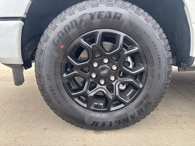 2026 Avalanche Ford F-150 XLT 4X4 Truck