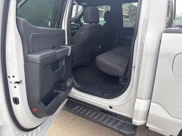 2026 Avalanche Ford F-150 XLT 4X4 Truck