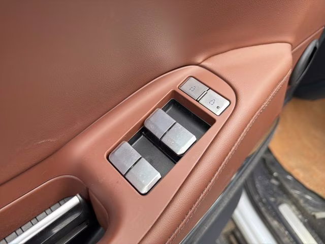 2026 Crystal White Metallic Clearcoat Lincoln Navigator Reserve 4X4 SUV