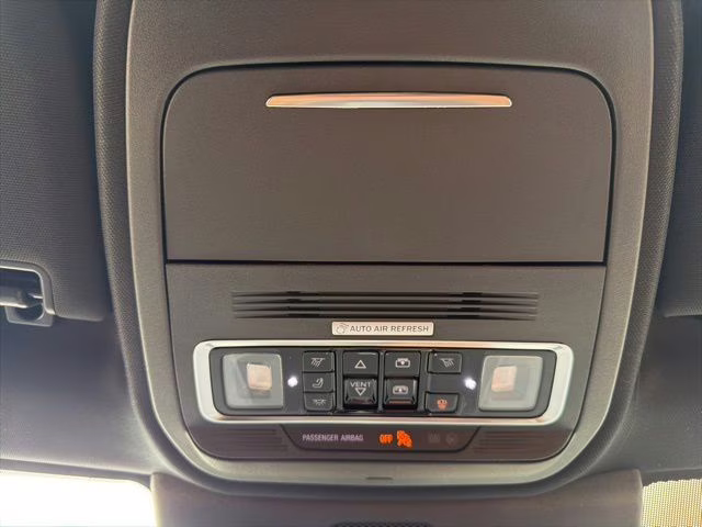 2026 Crystal White Metallic Clearcoat Lincoln Navigator Reserve 4X4 SUV