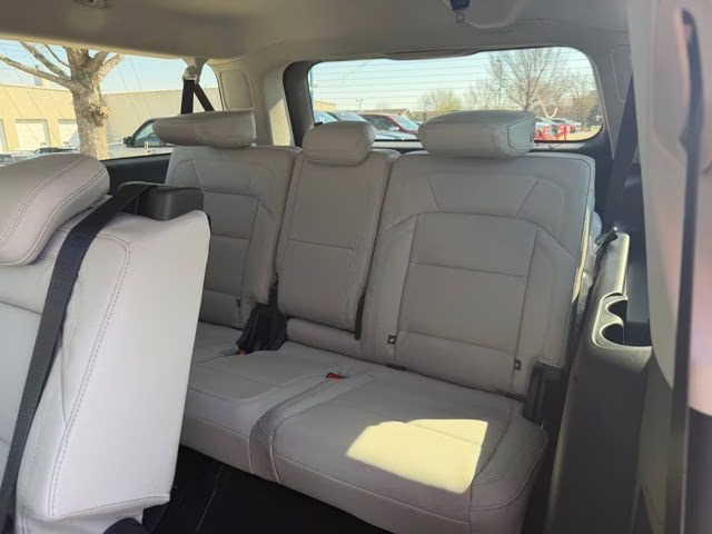 2026 Star White Metallic Tri-Coat Lincoln Navigator L Reserve 4X4 SUV