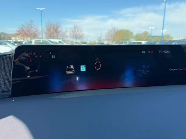 2026 Star White Metallic Tri-Coat Lincoln Navigator L Reserve 4X4 SUV