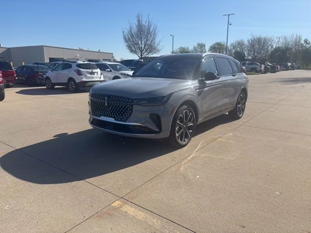 2026 Gray Matter Metallic Clearcoat Lincoln Nautilus Reserve AWD SUV