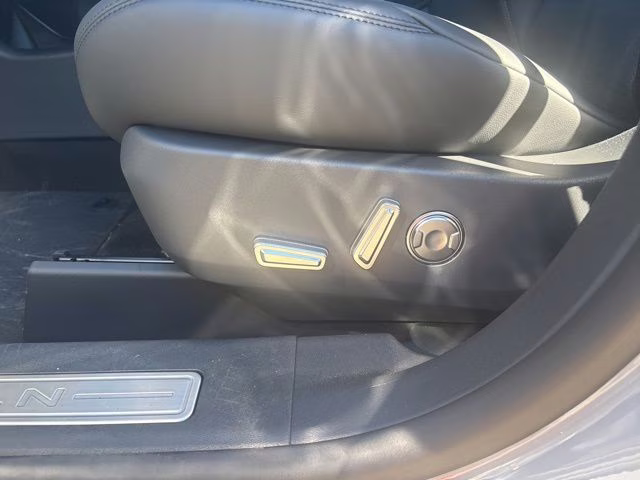 2026 Gray Matter Metallic Clearcoat Lincoln Nautilus Reserve AWD SUV