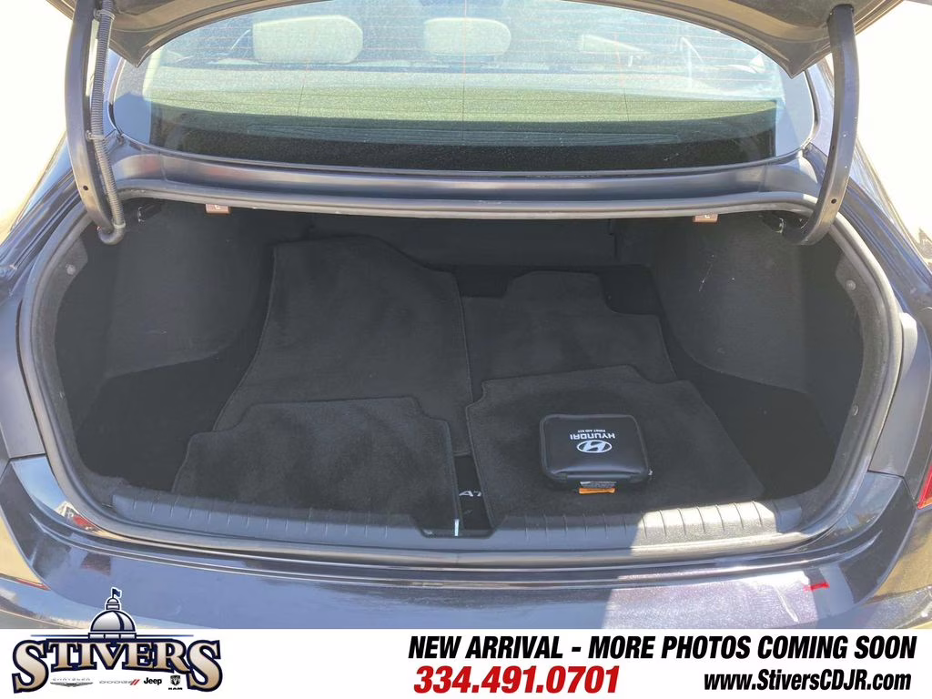 2023 Carbon Blue Hyundai Sonata SEL FWD Sedan