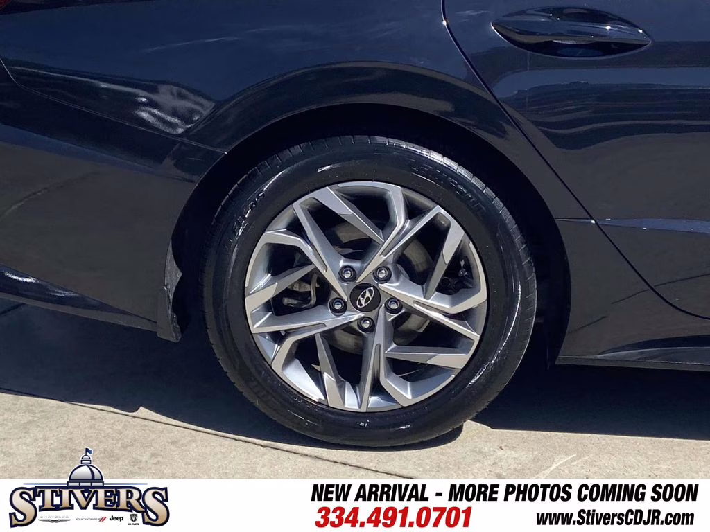 2023 Carbon Blue Hyundai Sonata SEL FWD Sedan