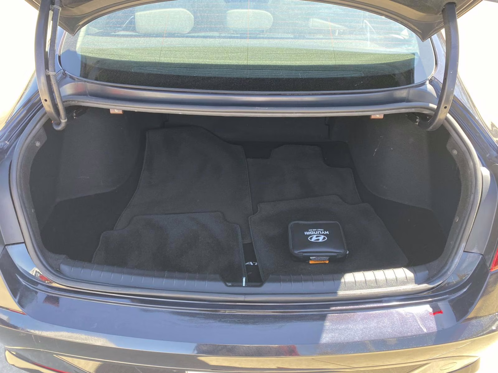 2023 Carbon Blue Hyundai Sonata SEL FWD Sedan