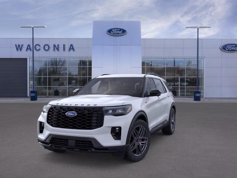 2026 Space White Metallic Ford Explorer ST-Line 4X4 SUV