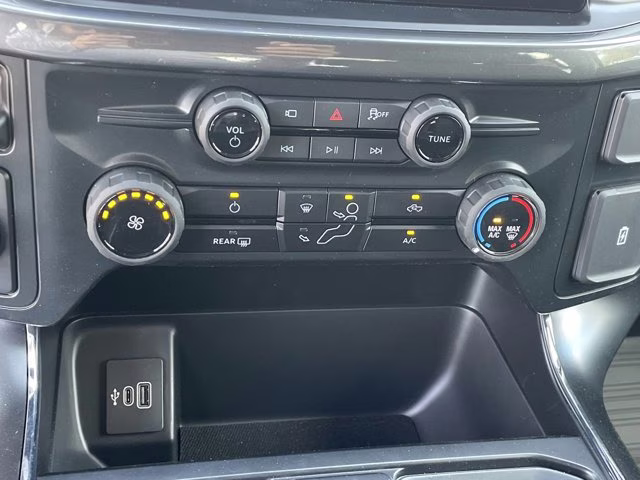 2025 Oxford White Ford F-150 STX RWD Truck