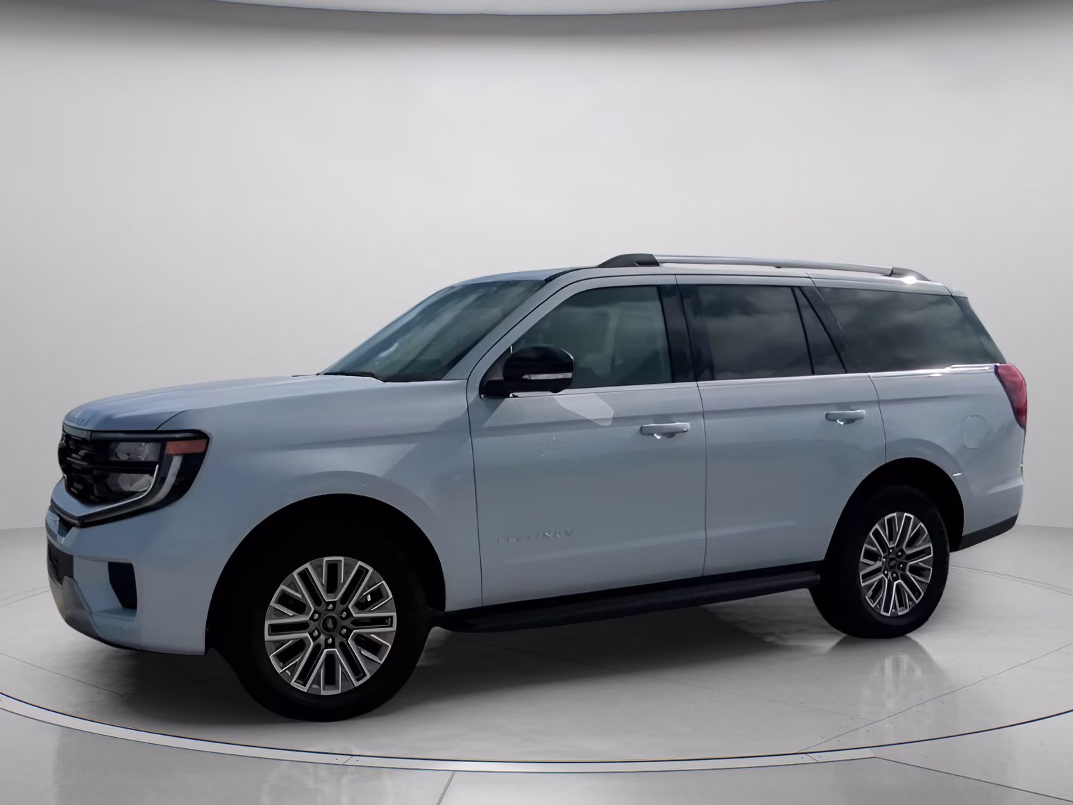 2026 Space Silver Metallic Ford Expedition Platinum 4X4 SUV
