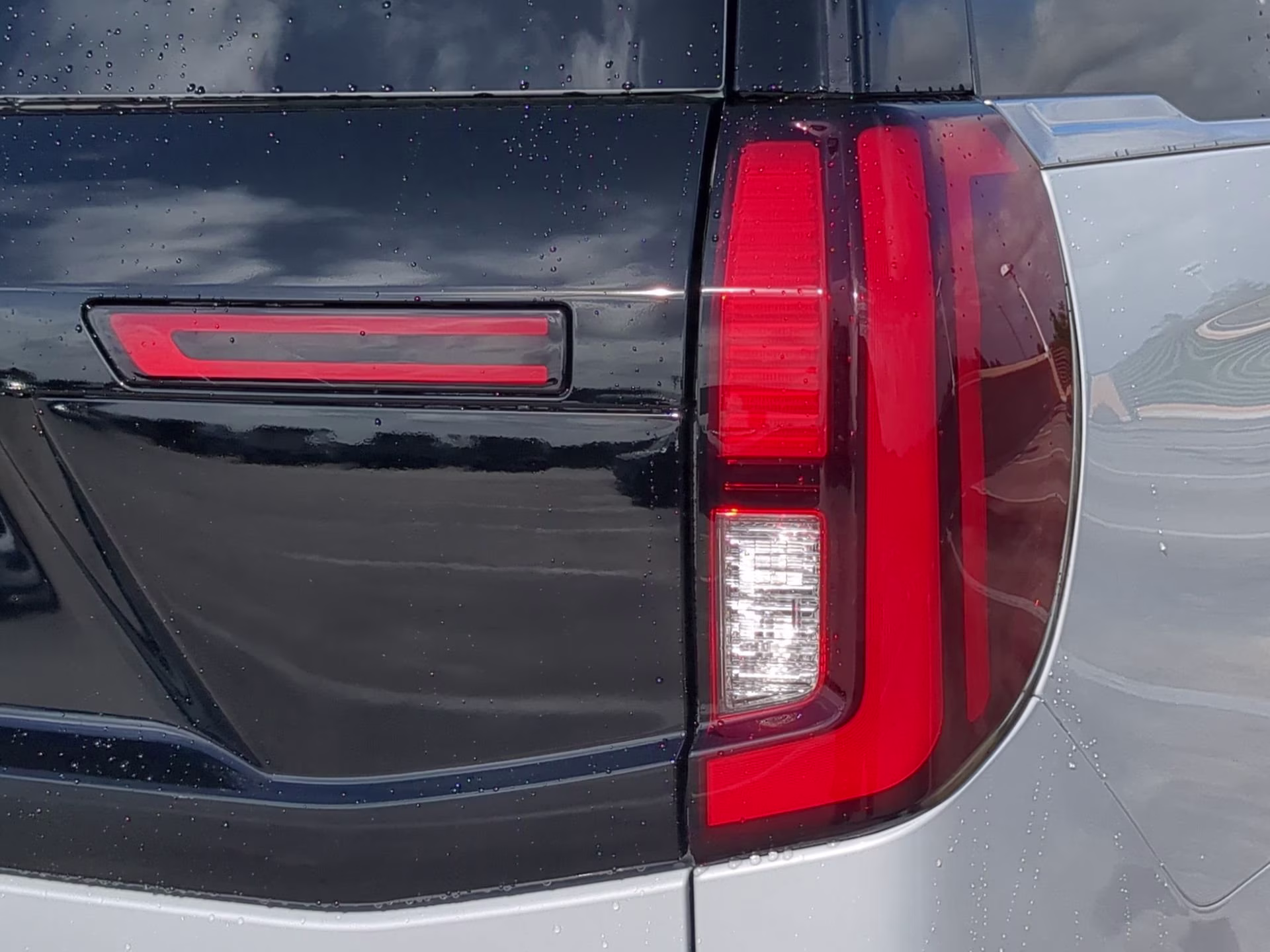 2026 Space Silver Metallic Ford Expedition Platinum 4X4 SUV