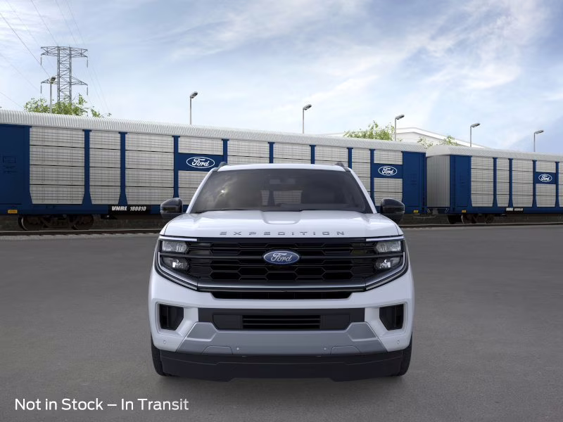 2026 Space Silver Metallic Ford Expedition Platinum 4X4 SUV