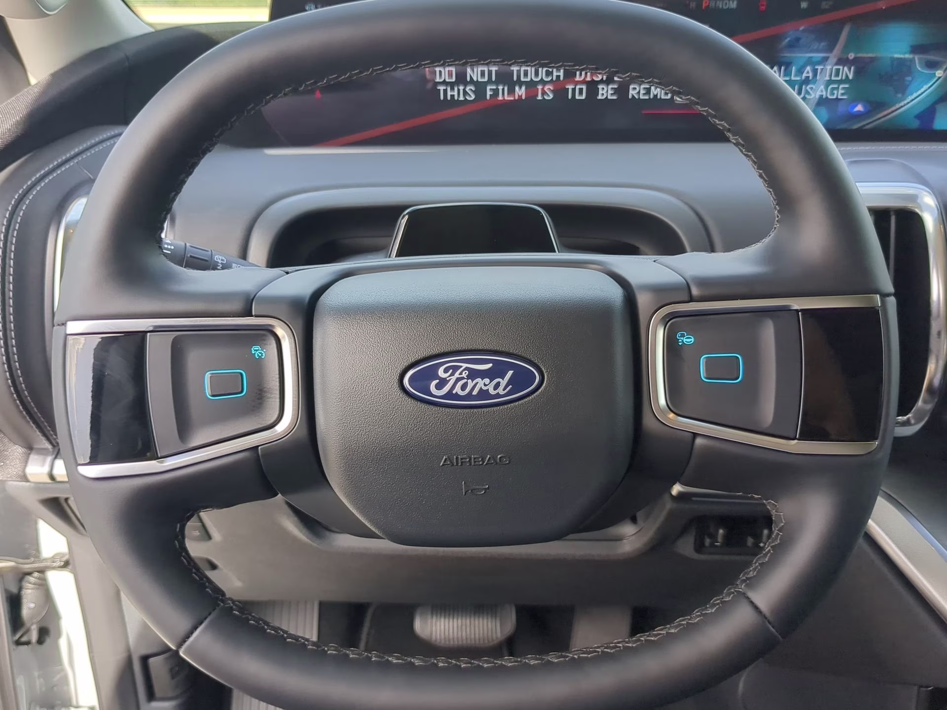 2026 Space Silver Metallic Ford Expedition Platinum 4X4 SUV