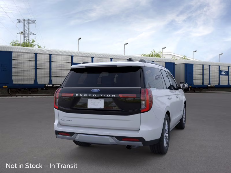 2026 Space Silver Metallic Ford Expedition Platinum 4X4 SUV