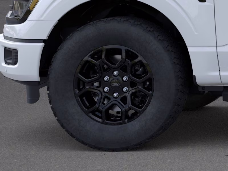 2026 Oxford White Ford F-150 XLT Crew Cab Pickup 4X4 Truck