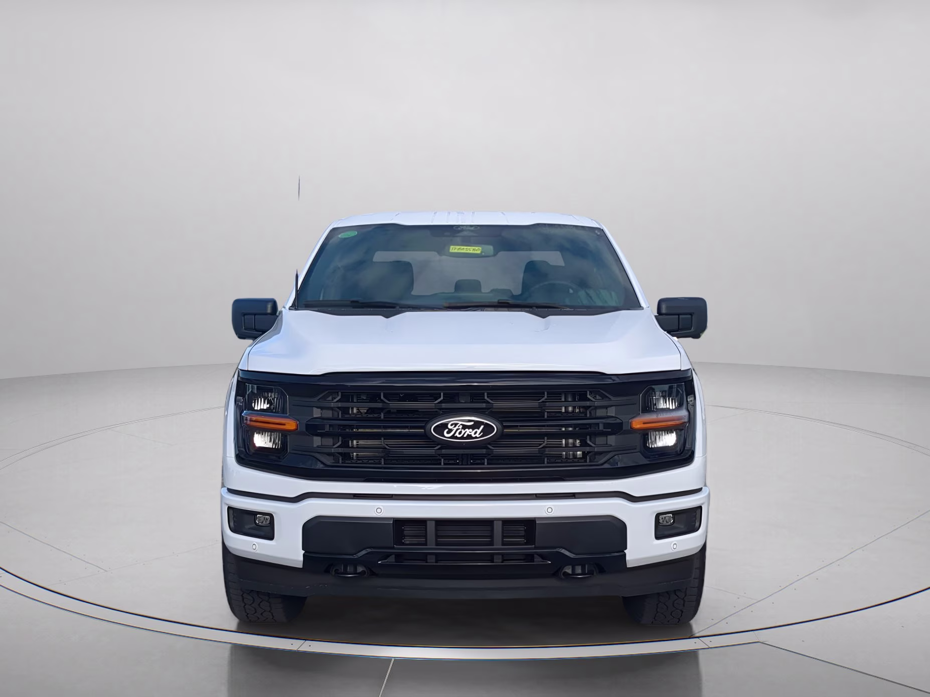 2026 Oxford White Ford F-150 XLT Crew Cab Pickup 4X4 Truck
