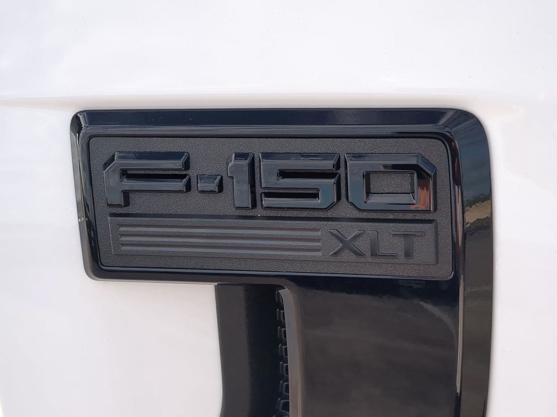 2026 Oxford White Ford F-150 XLT Crew Cab Pickup 4X4 Truck