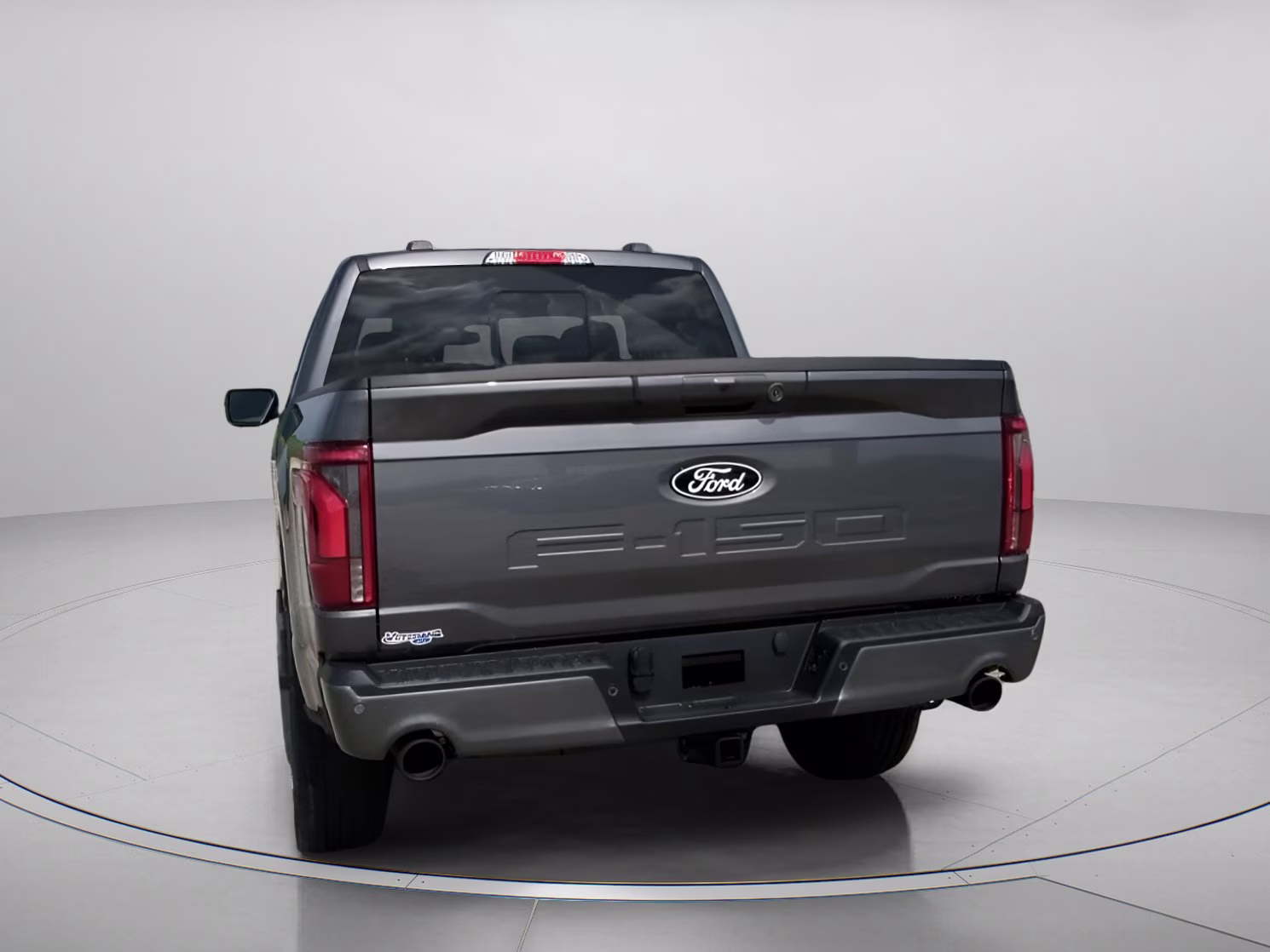 2026 Carbonized Gray Metallic Ford F-150 LARIAT Crew Cab Pickup 4X4 Truck