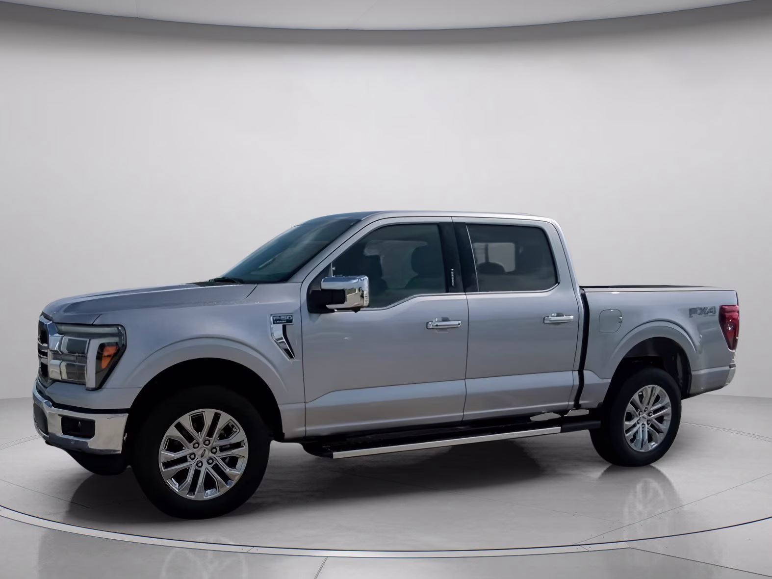 2026 Iconic Silver Metallic Ford F-150 LARIAT Crew Cab Pickup 4X4 Truck